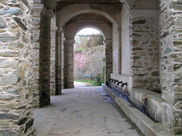 Gite La Fontaine Corse Loreto-di-Casinca Ruang foto